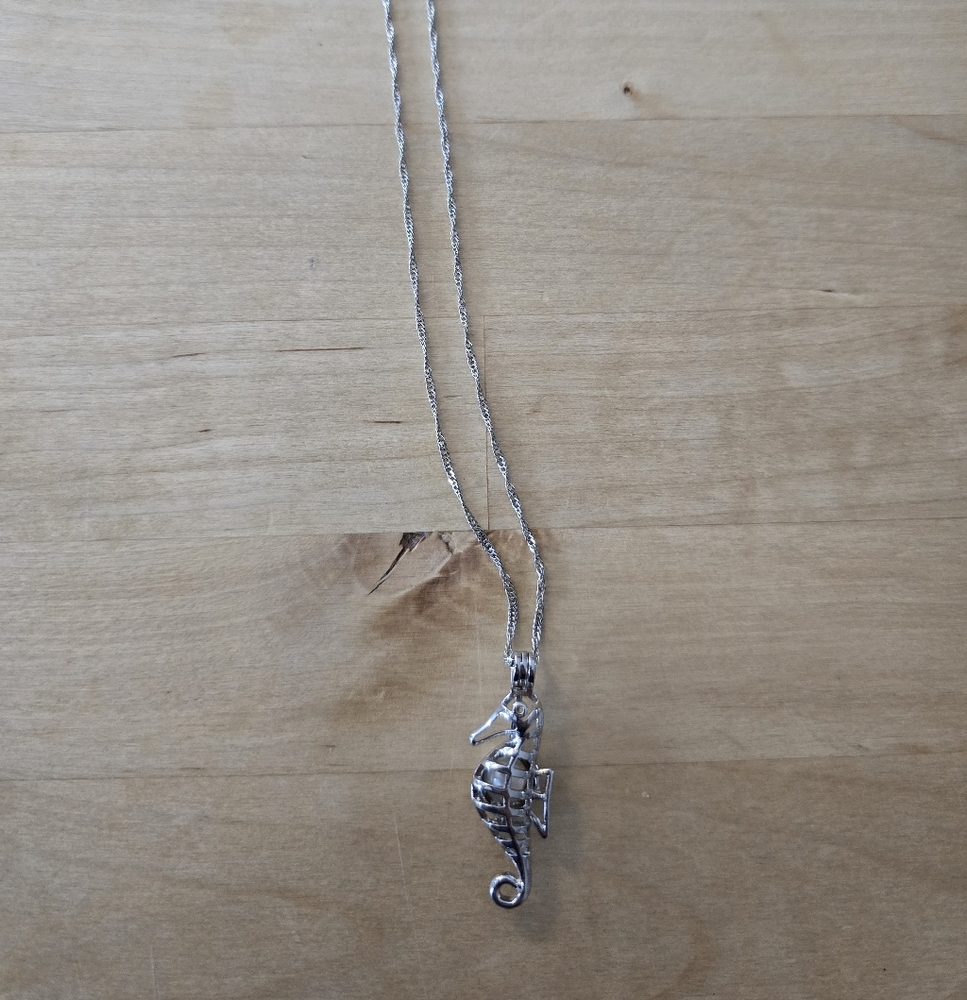 Silver Seahorse Pearl Pendant Necklace
